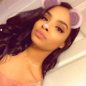 Meet your Posher, Kamila